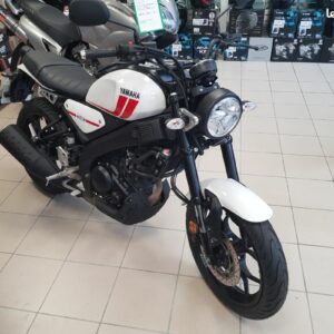 YAMAHA 125 XSR
