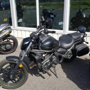 KAWASAKI 650 VULCAN S PREMIÈRE MAIN BRIDALE A2