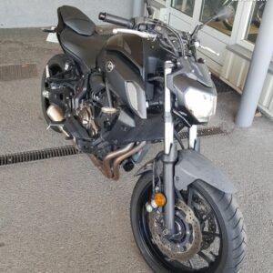 YAMAHA MT-07 FULL BLACK