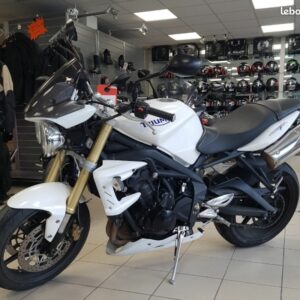 Triumph street triple 675