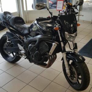 YAMAHA FZ6