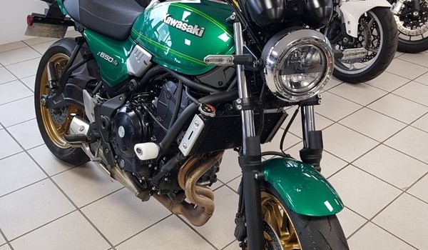 Kawasaki z650 rs 3750 kms bridable permis a2