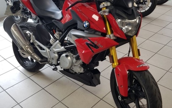 BMW G310R