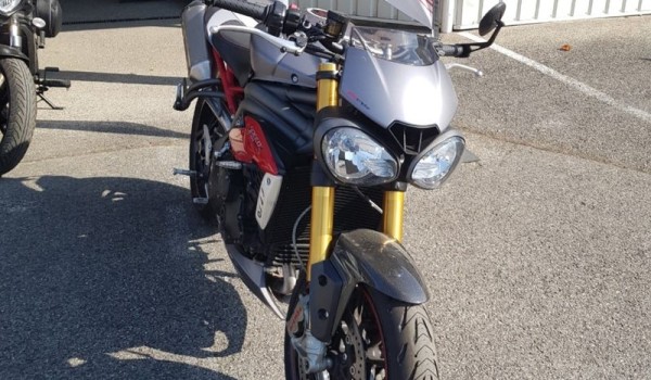 TRIUMPH 1050 SPEED TRIPLE R