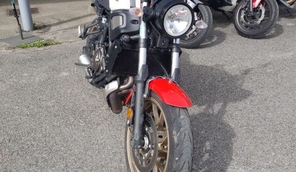 YAMAHA 700 XSR PREMIERE MAIN PERMIS A2