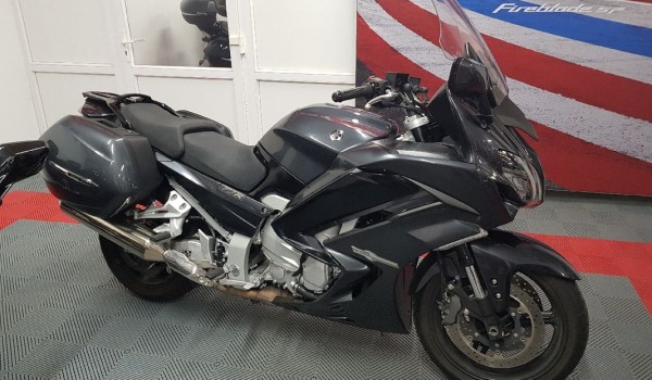 Yamaha 1300 fjr routière gt