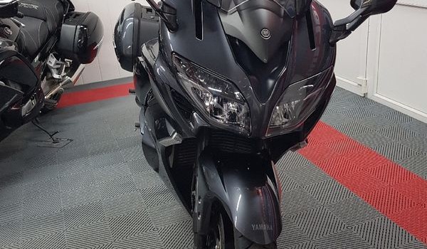 Yamaha 1300 fjr routière gt