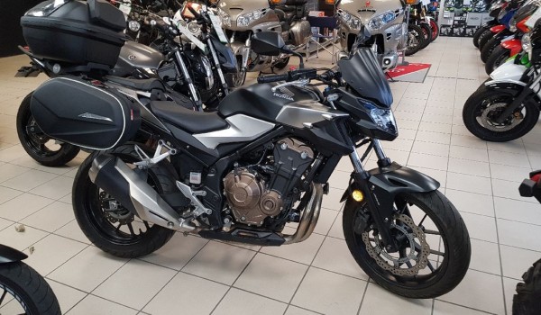 Honda cb500f avec bagageries permis a2